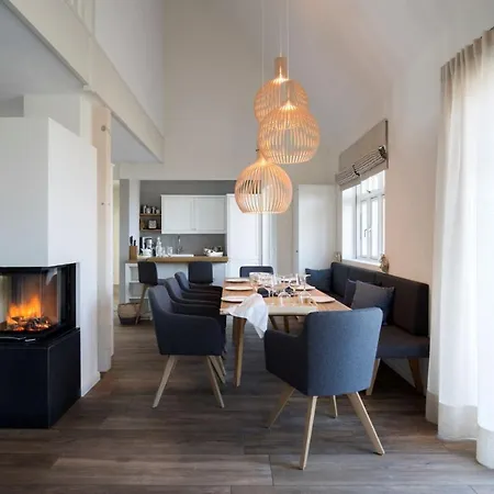 Reetdorf Geltinger Birk Atelierhaus Schilfinsel *