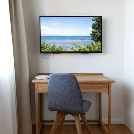 Holiday home Reetdorf Geltinger Birk Atelierhaus Schilfinsel *